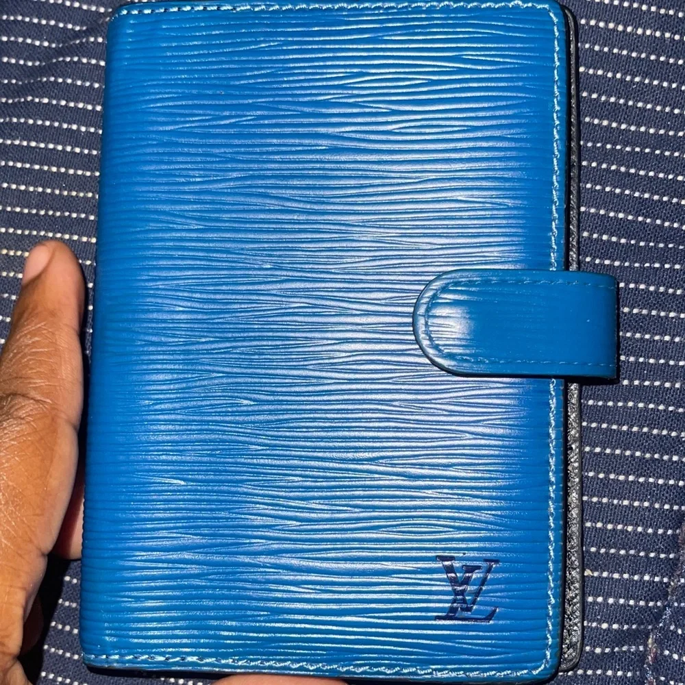 Authentic Vintage Epi Louis Vuitton PM Vibrant Blue Textured Agenda 6 Rings - Picture 10 of 12